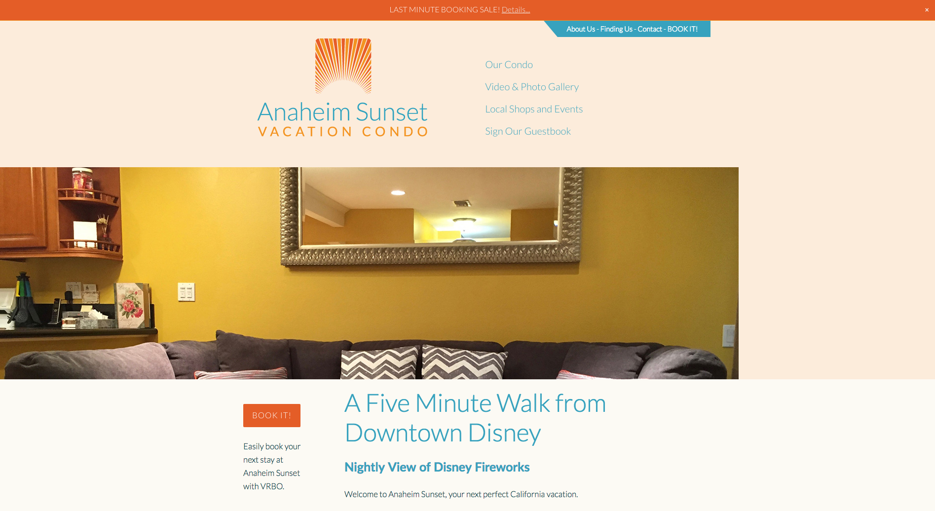 Website for Anaheim Sunset Vacation Condo, designed by Caroliine Heim